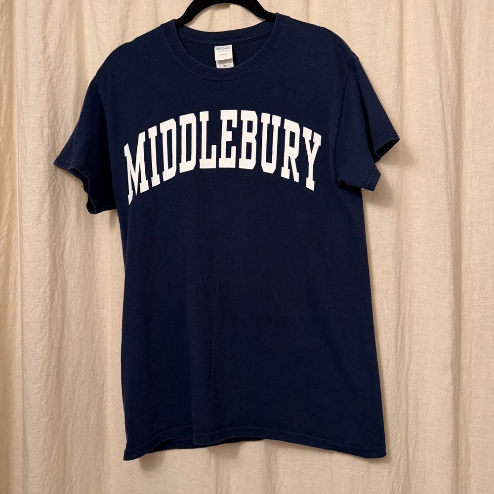 Middlebury Tee - Picture 2 of 5
